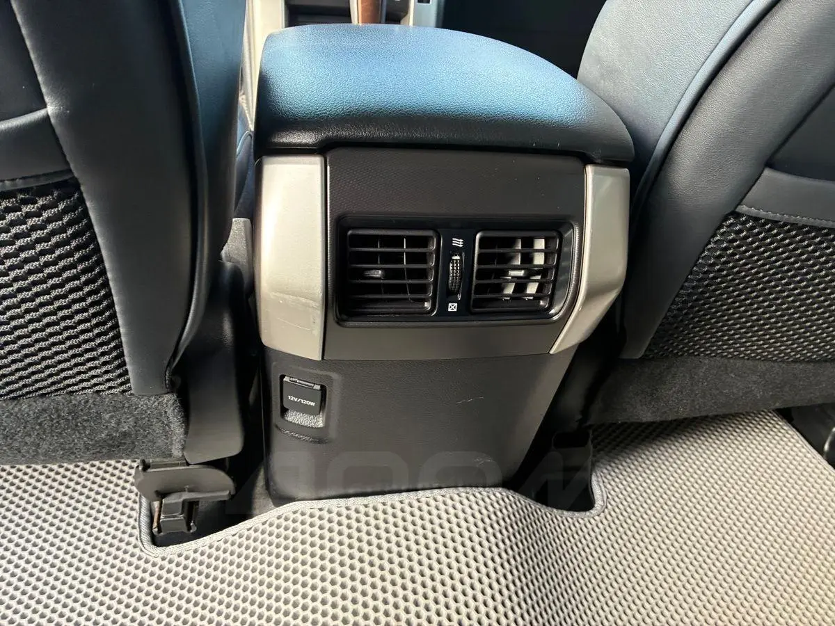 Toyota Land Cruiser Prado 2012
