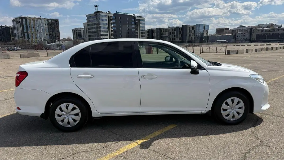 Toyota Corolla Axio 2019