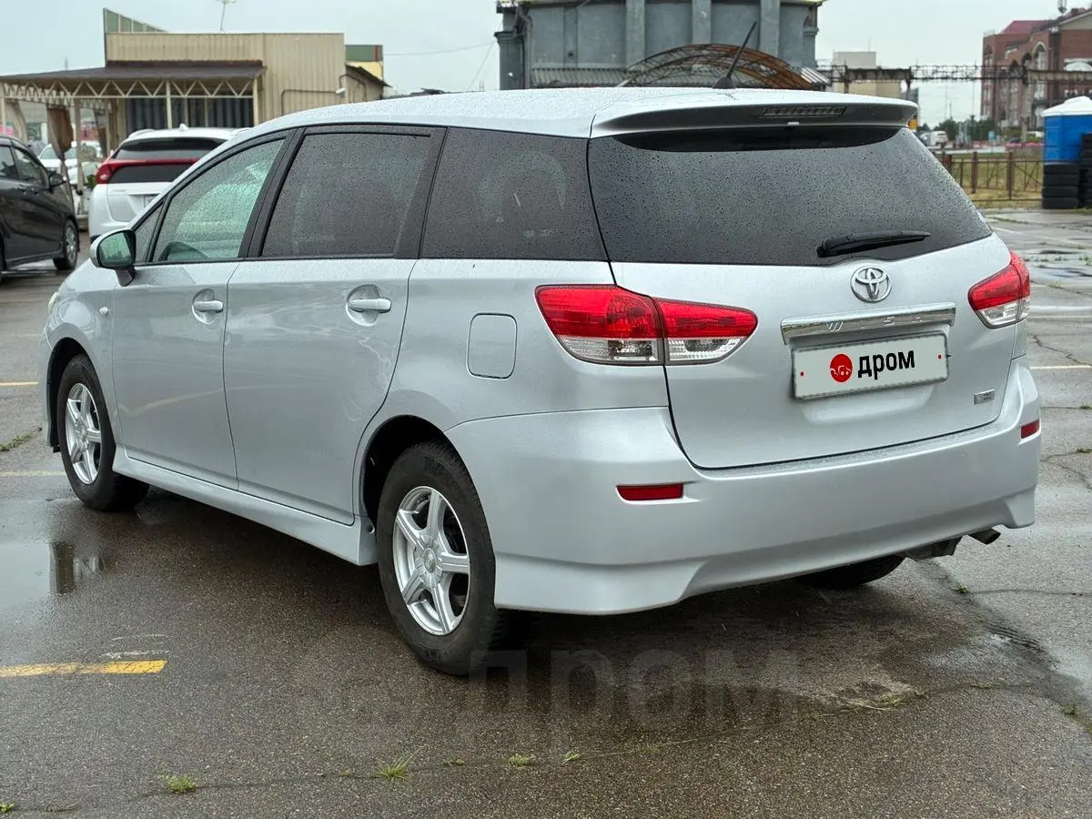 Toyota Wish 2009