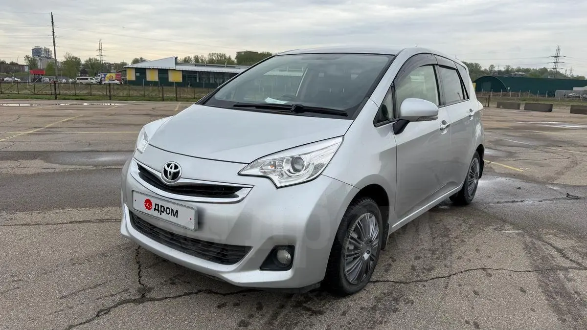 Toyota Ractis 2014