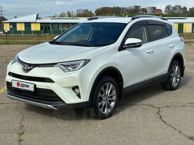 Toyota RAV4 2015