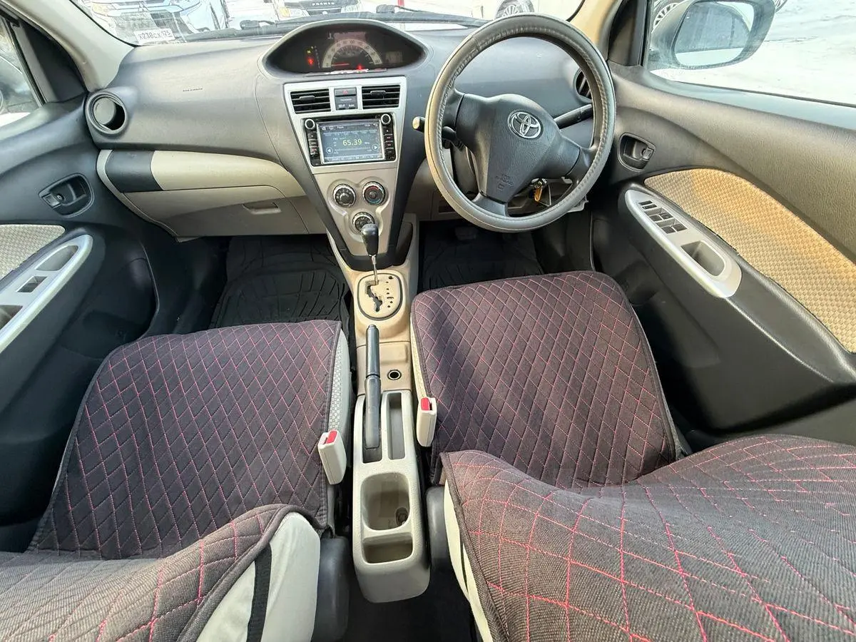 Toyota Belta 2007