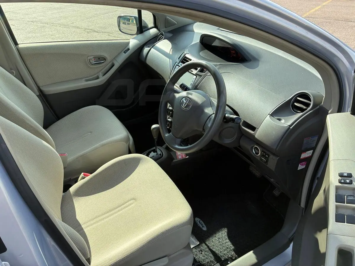 Toyota Vitz 2010