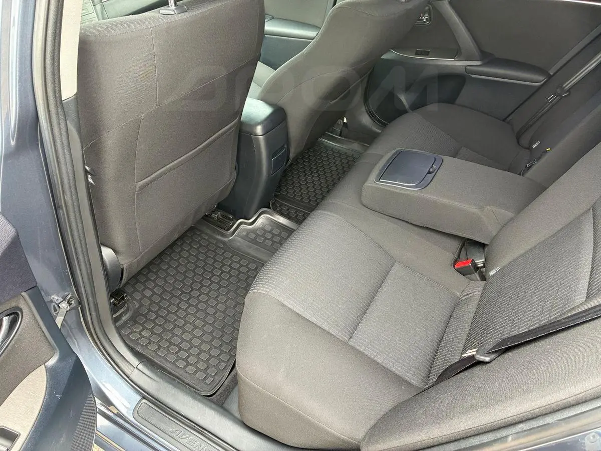 Toyota Avensis 2009
