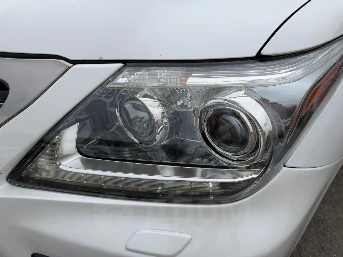 Lexus LX570 2014