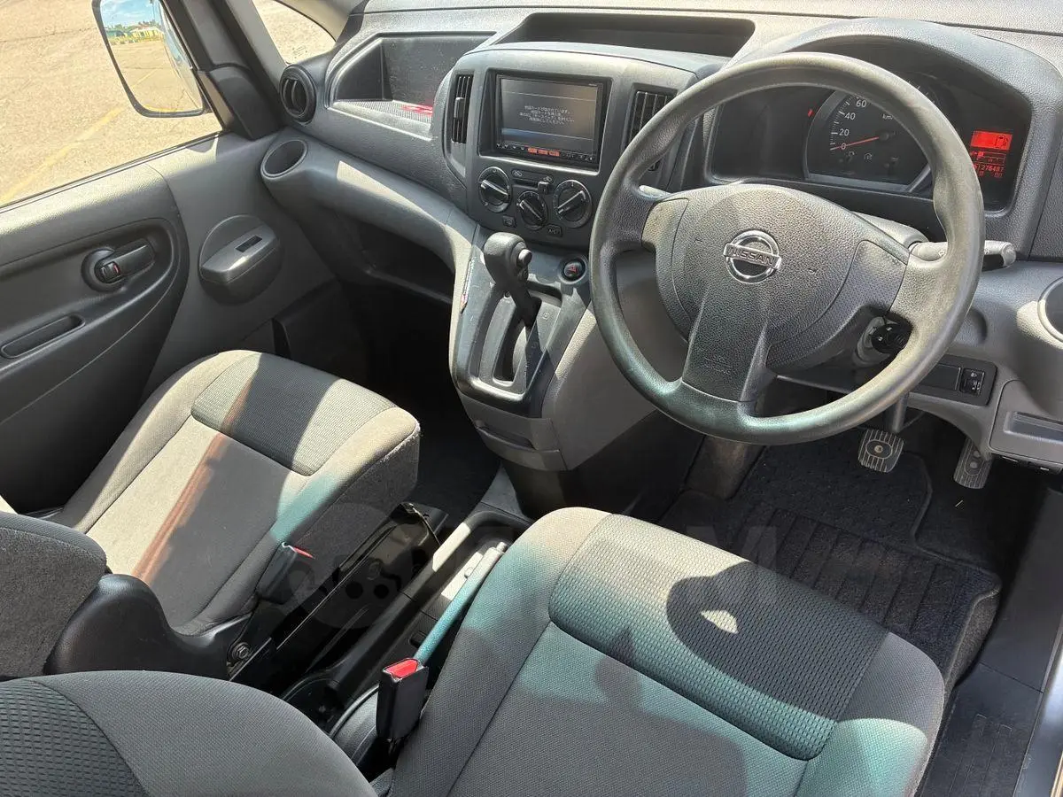 Nissan NV200 2012
