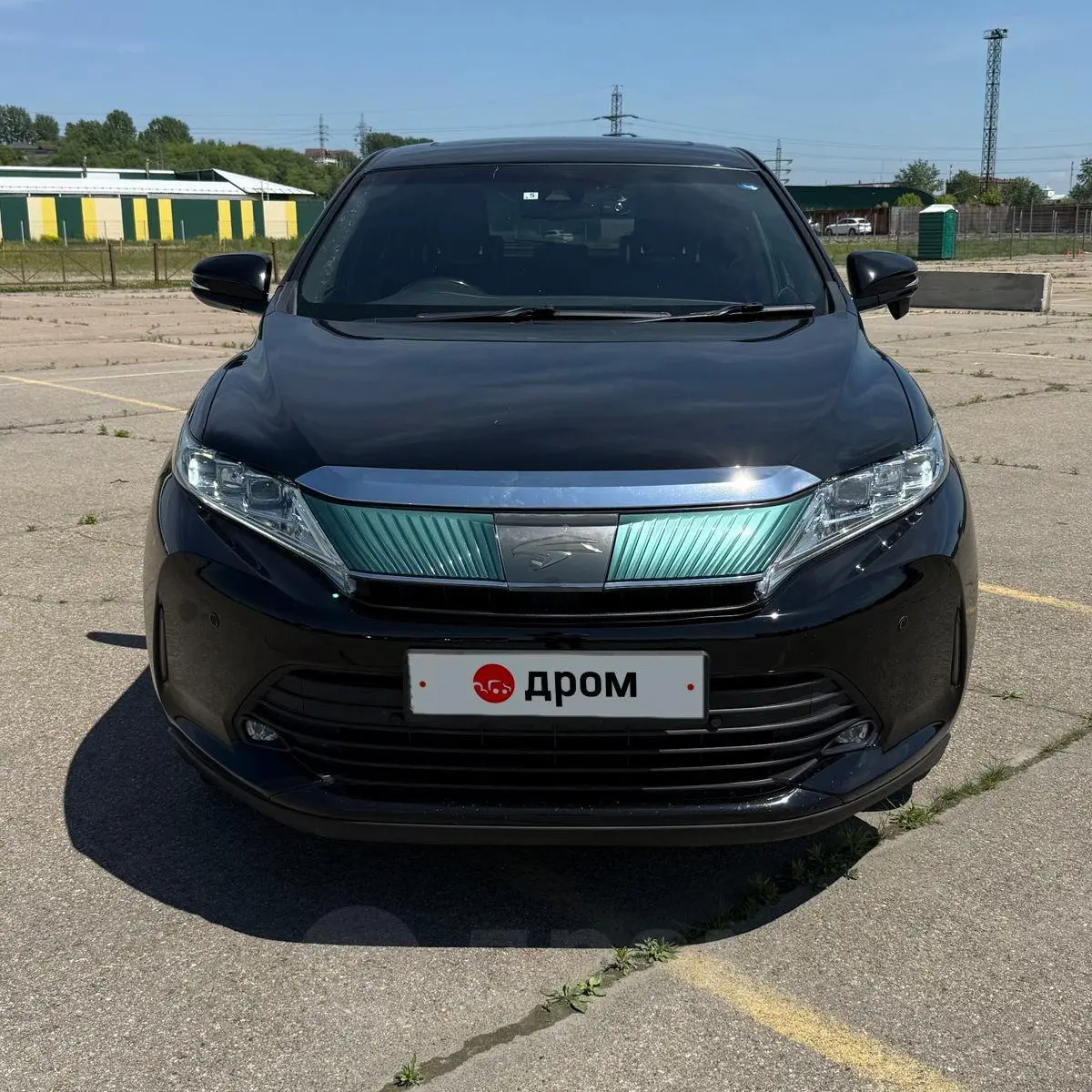 Toyota Harrier 2019