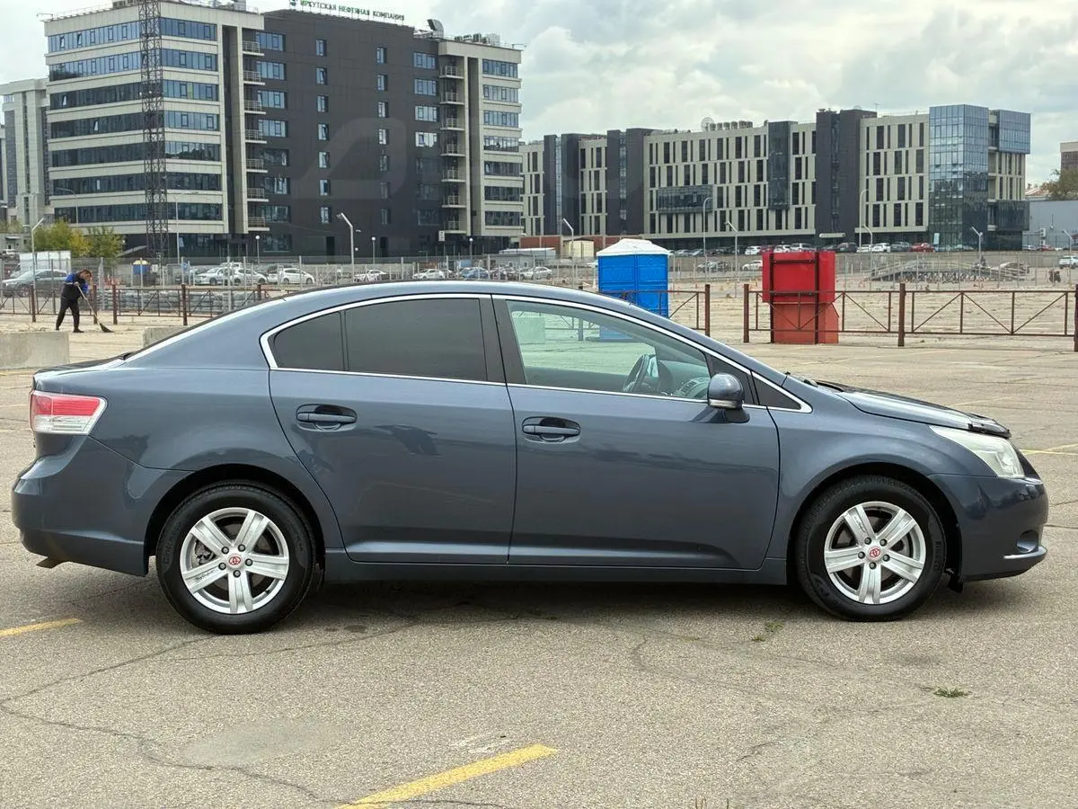 Toyota Avensis 2009