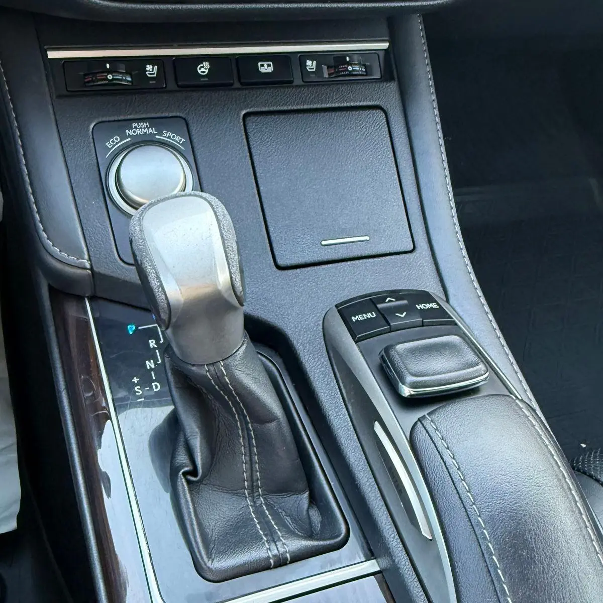 Lexus ES250 2015