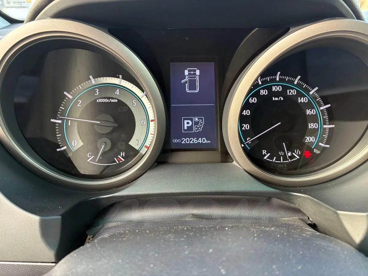 Toyota Land Cruiser Prado 2012
