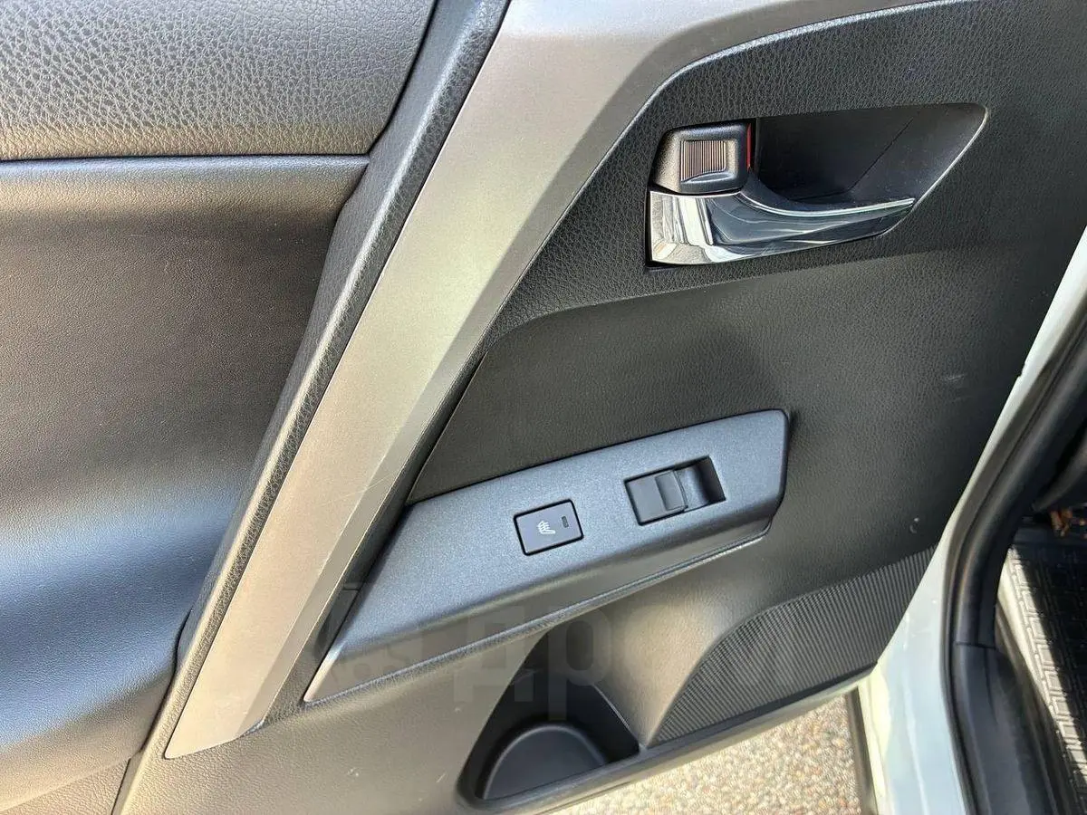 Toyota RAV4 2015
