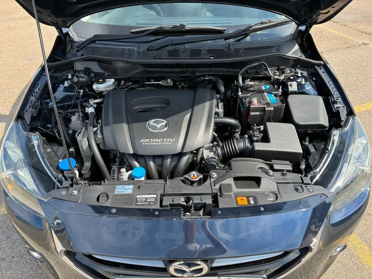 Mazda Demio 2016