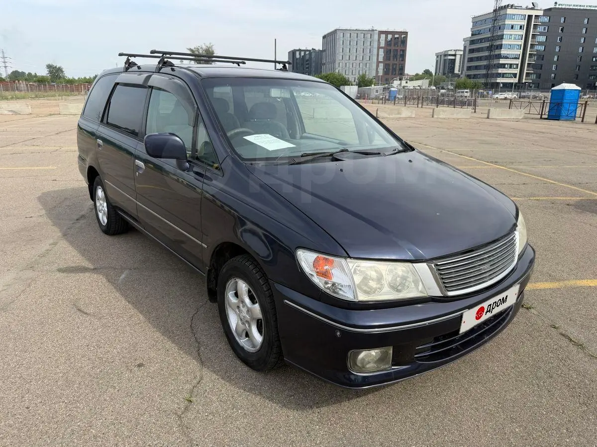 Nissan Presage 1999