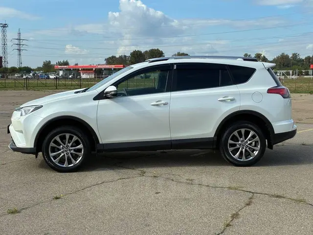 Toyota RAV4 2015