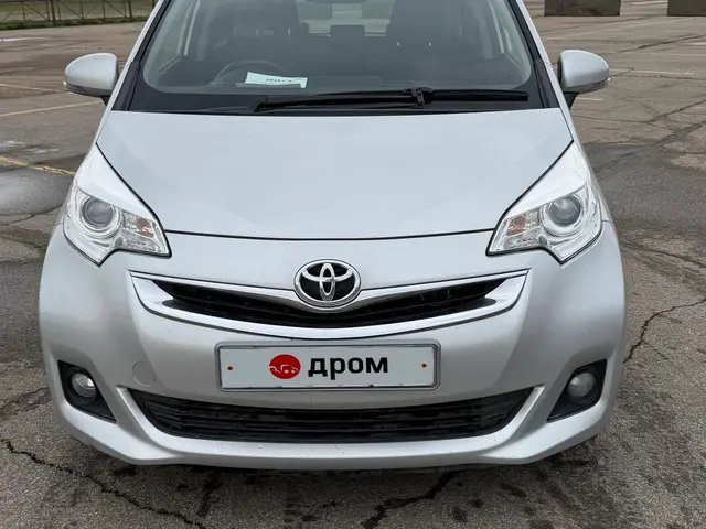 Toyota Ractis 2014