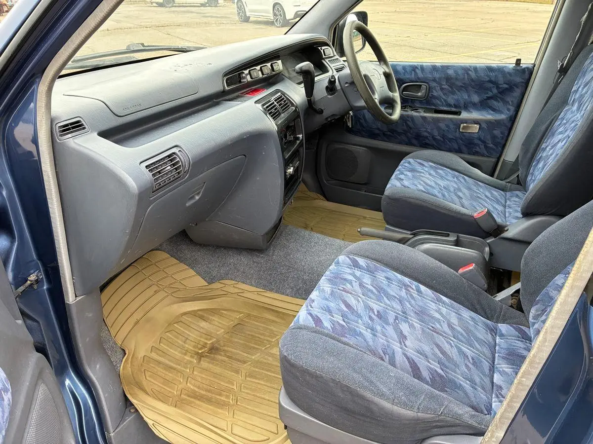 Toyota Town Ace Noah 1996