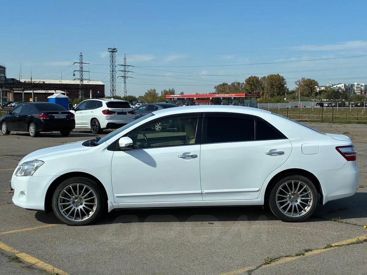 Toyota Premio 2015