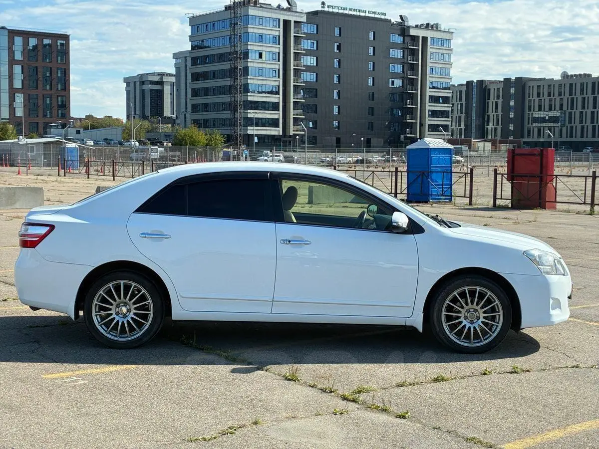 Toyota Premio 2015