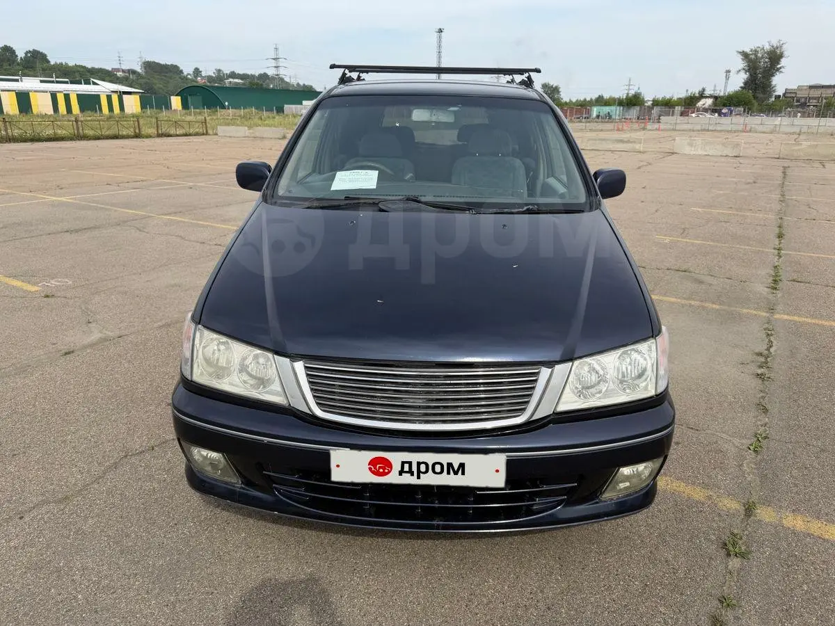 Nissan Presage 1999