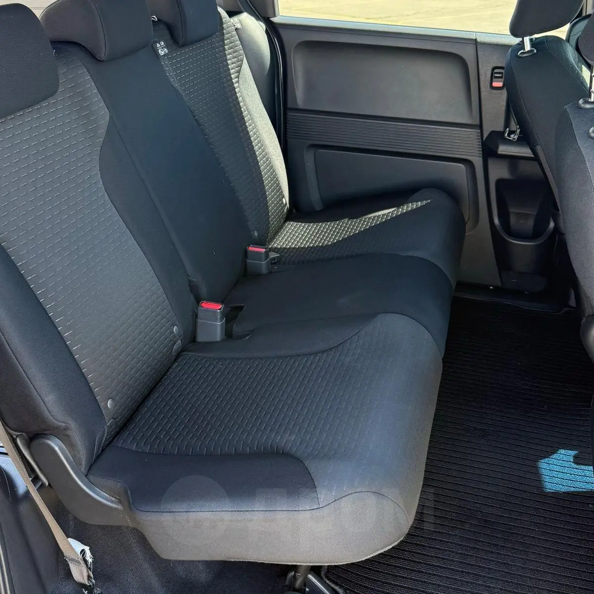 Honda Freed Spike 2014