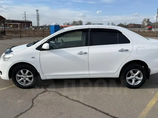 Toyota Belta 2007