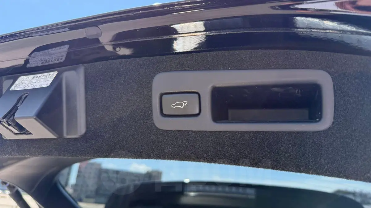 Toyota Harrier 2019