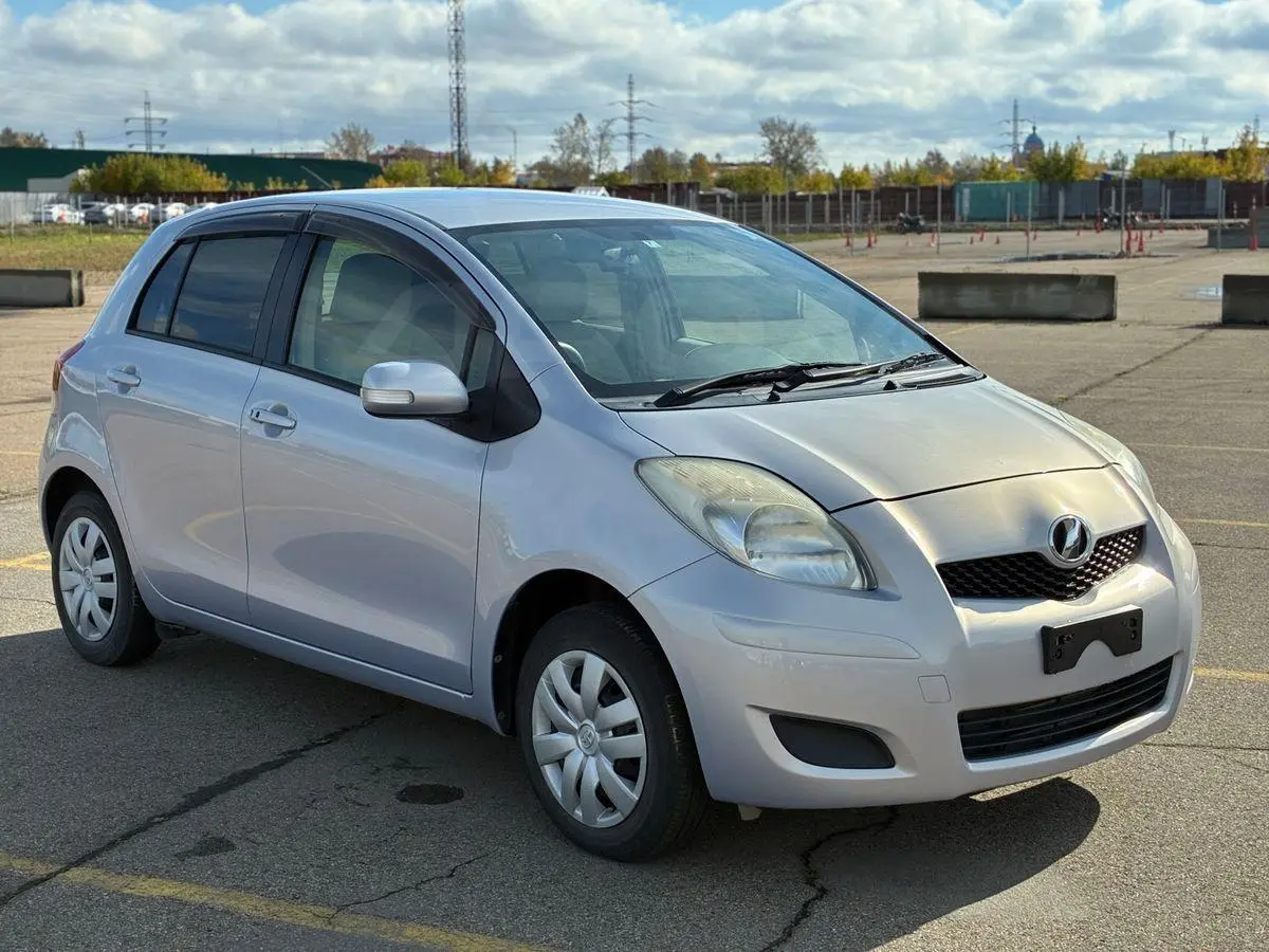 Toyota Vitz 2010