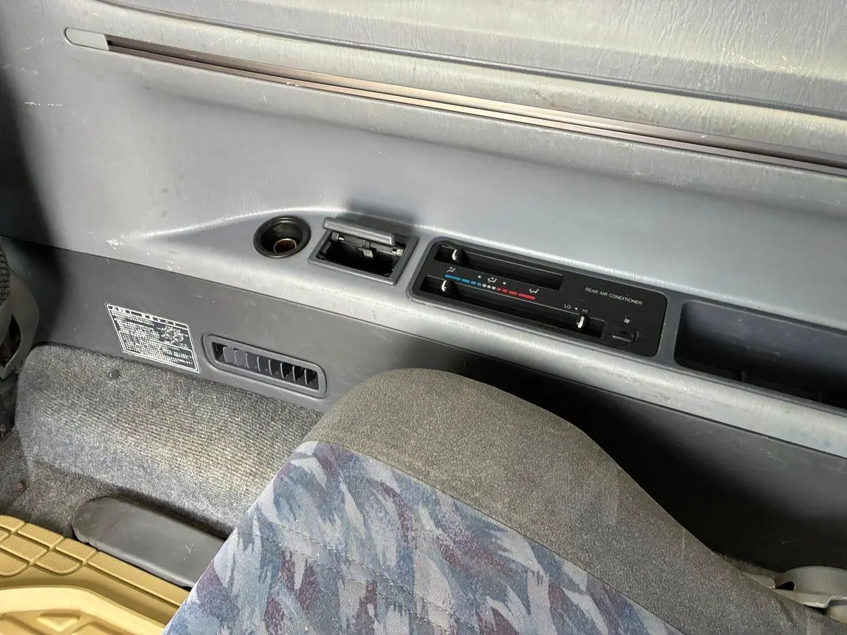 Toyota Town Ace Noah 1996