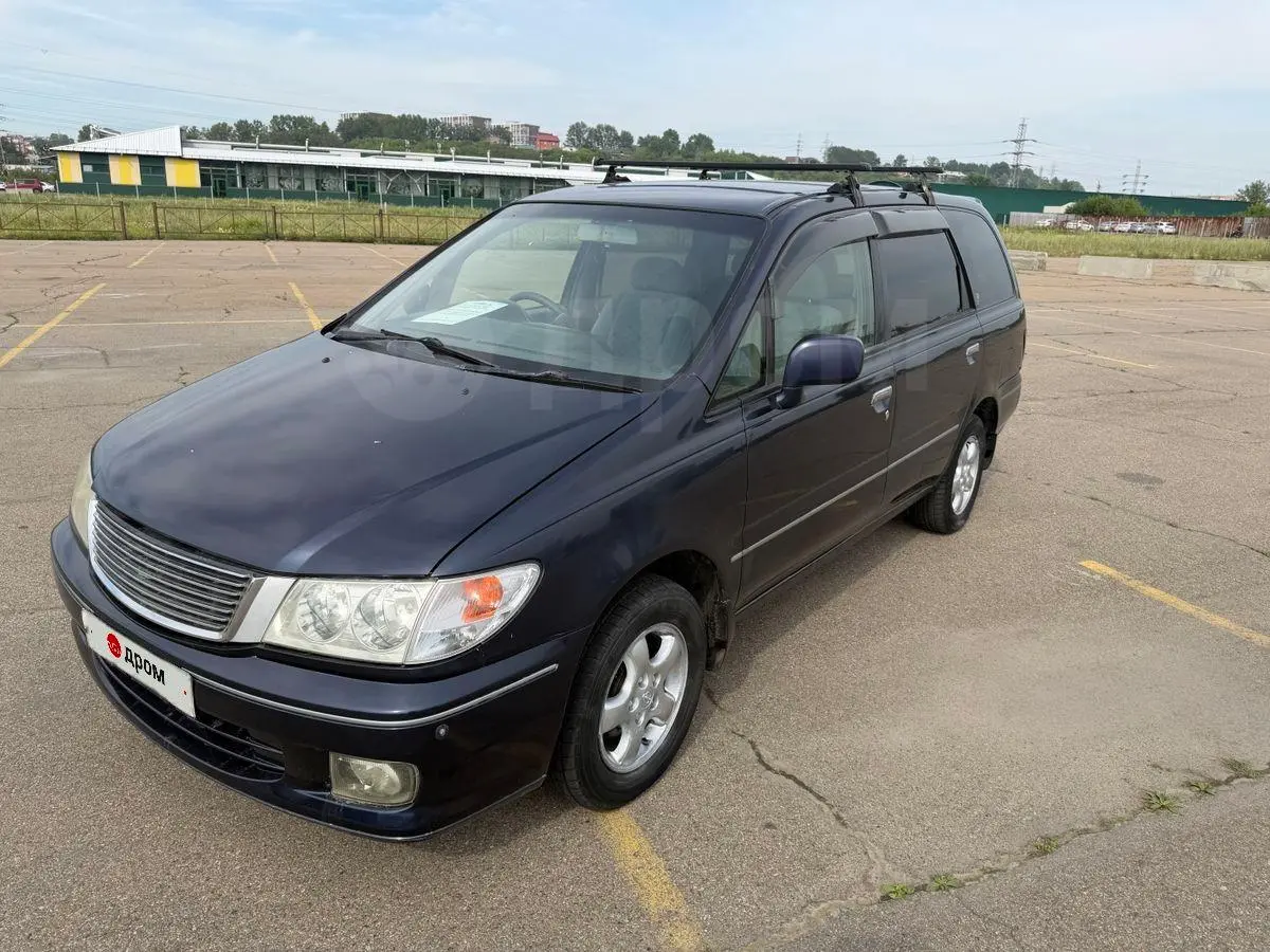 Nissan Presage 1999