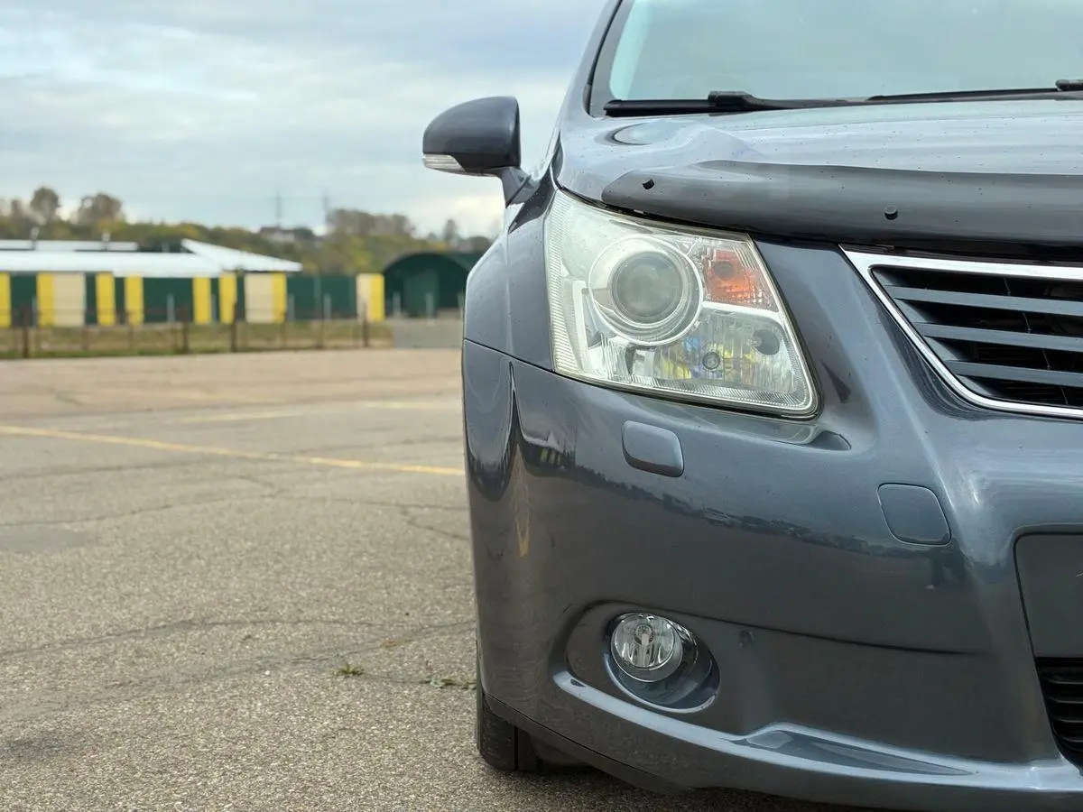 Toyota Avensis 2009
