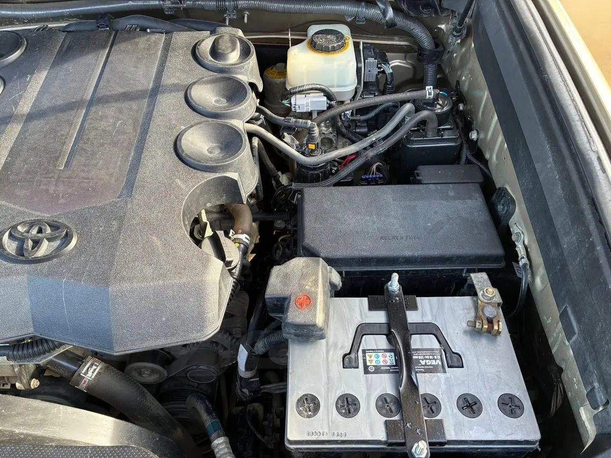 Toyota Land Cruiser Prado 2012