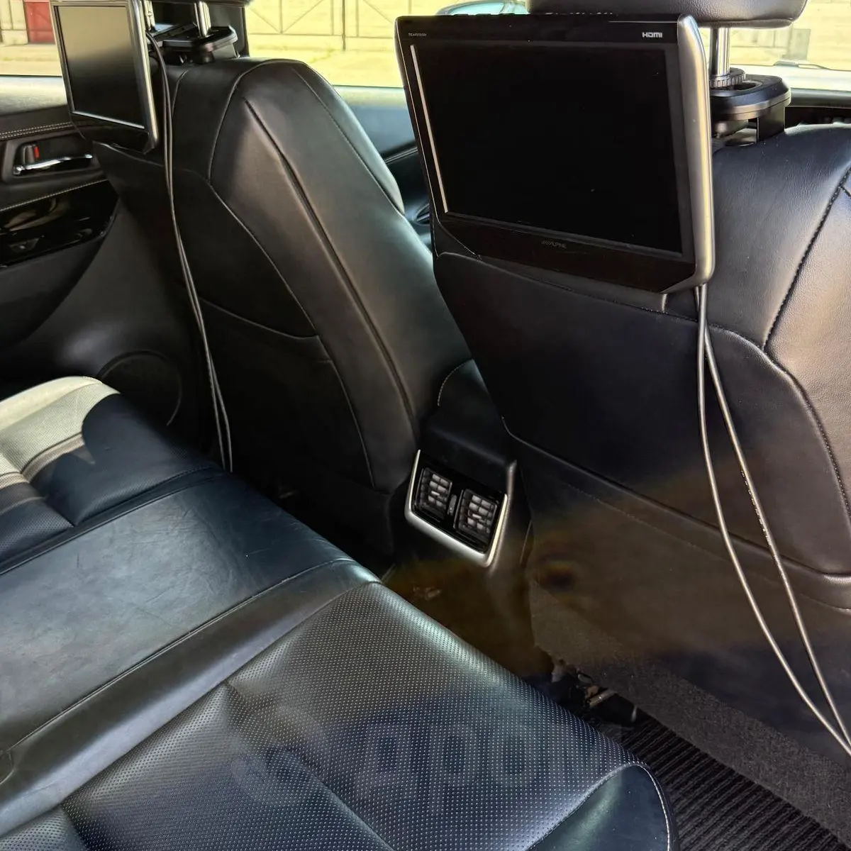 Toyota Harrier 2019