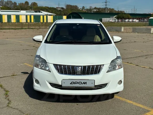Toyota Premio 2015
