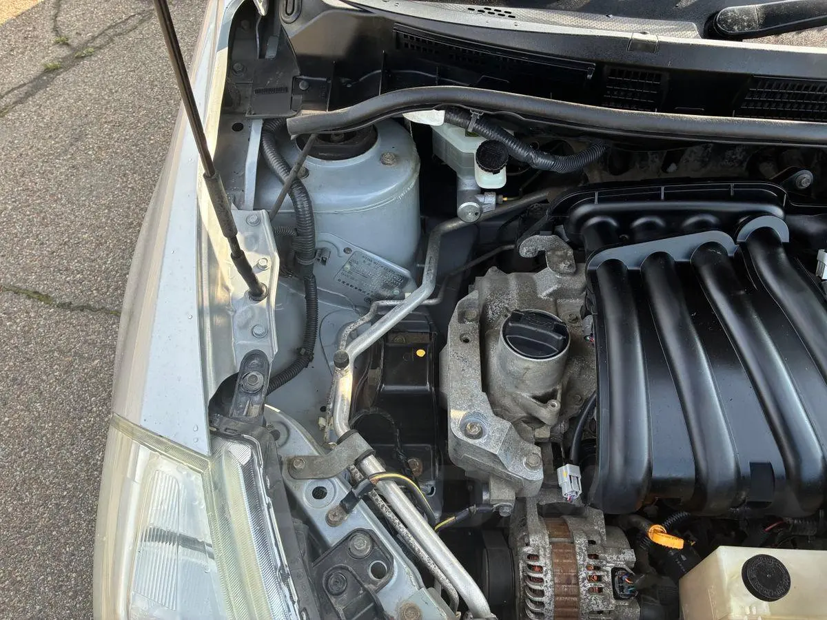 Nissan Tiida 2011