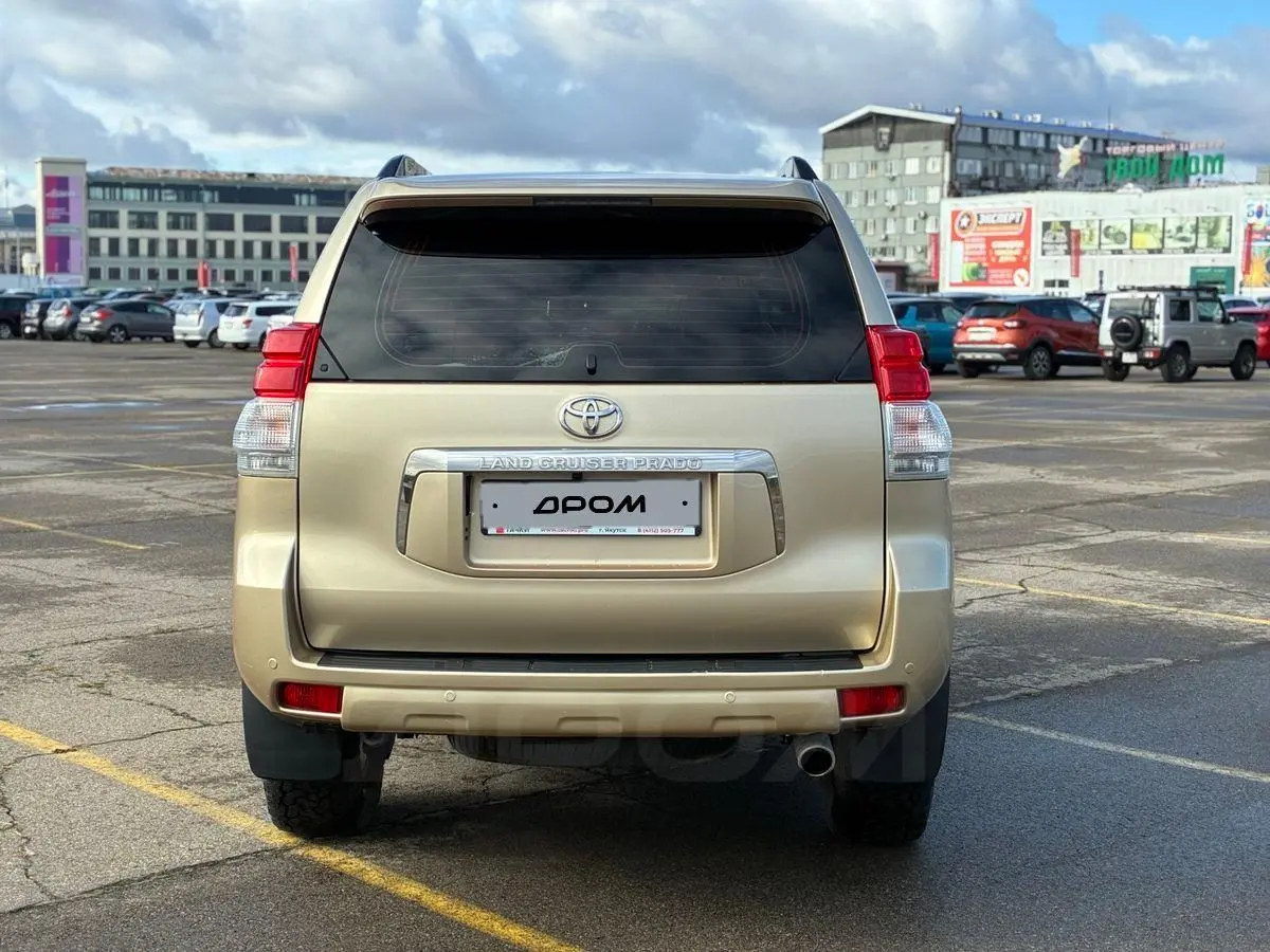 Toyota Land Cruiser Prado 2012