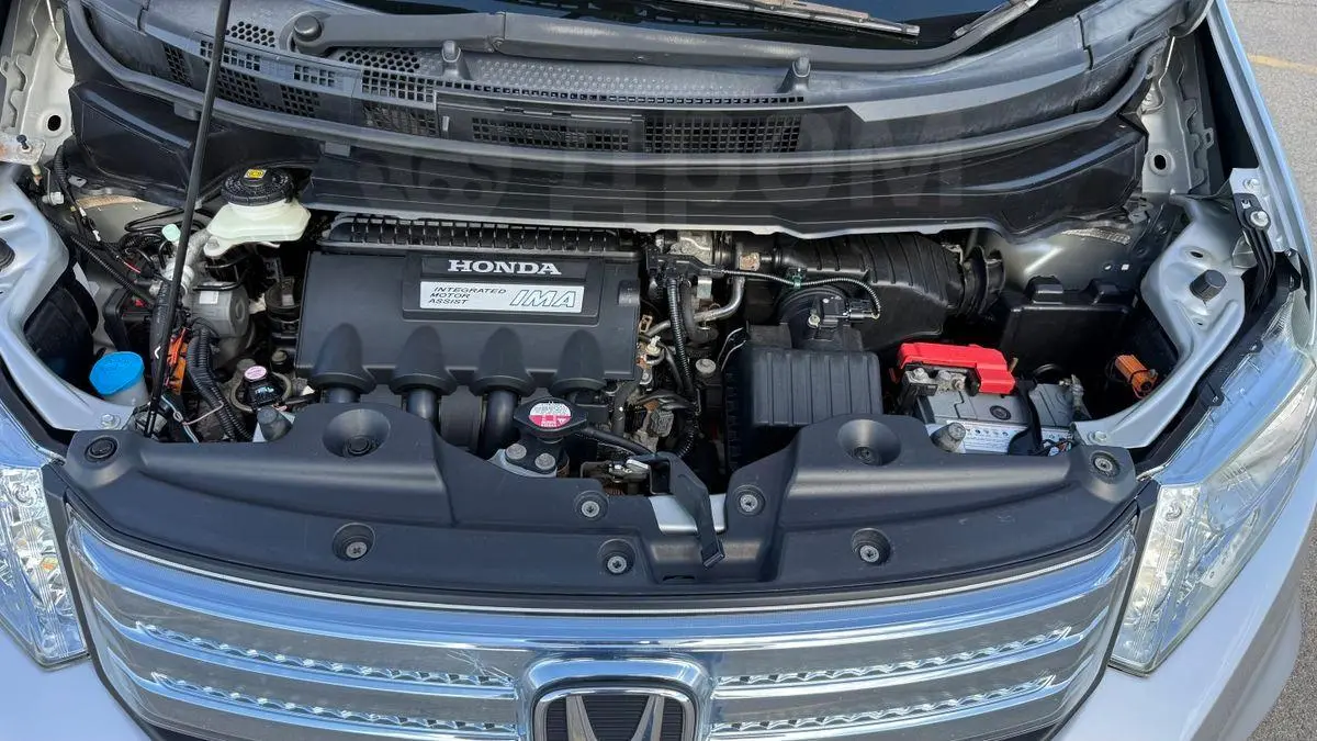 Honda Freed Spike 2012