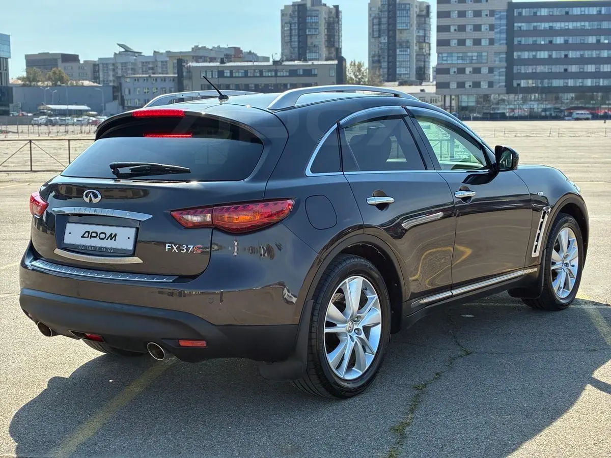Infiniti FX37 2012