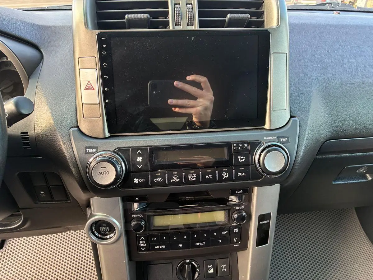 Toyota Land Cruiser Prado 2012