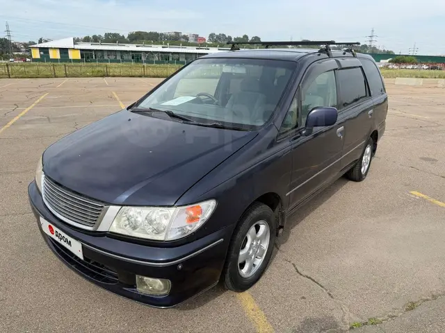 Nissan Presage 1999