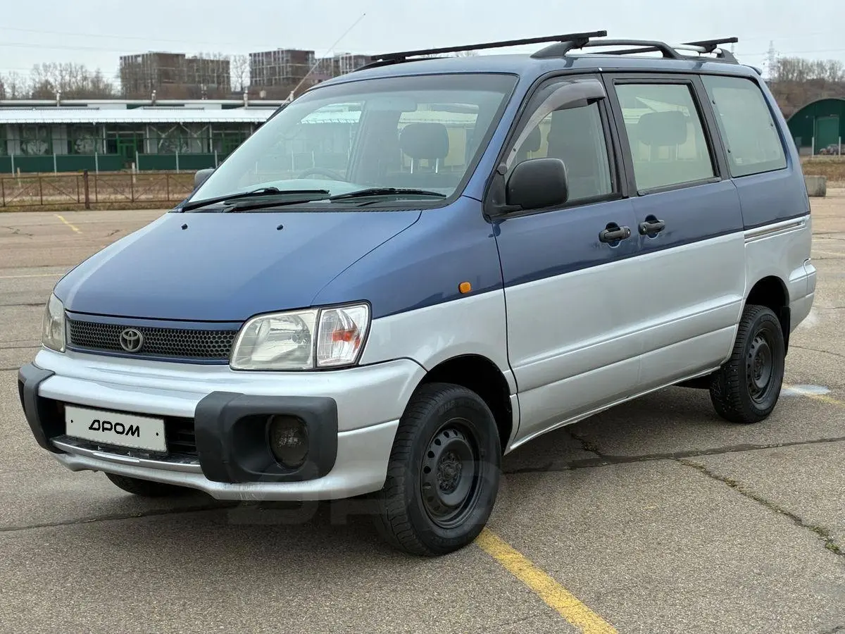Toyota Town Ace Noah 1996
