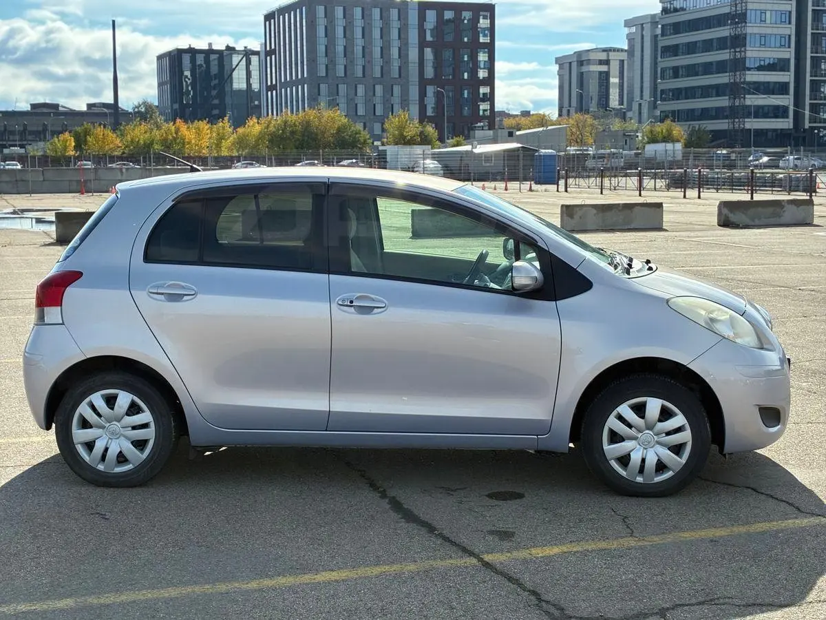 Toyota Vitz 2010
