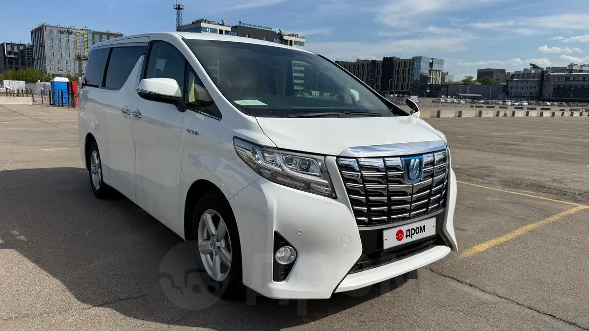 Toyota Alphard 2015