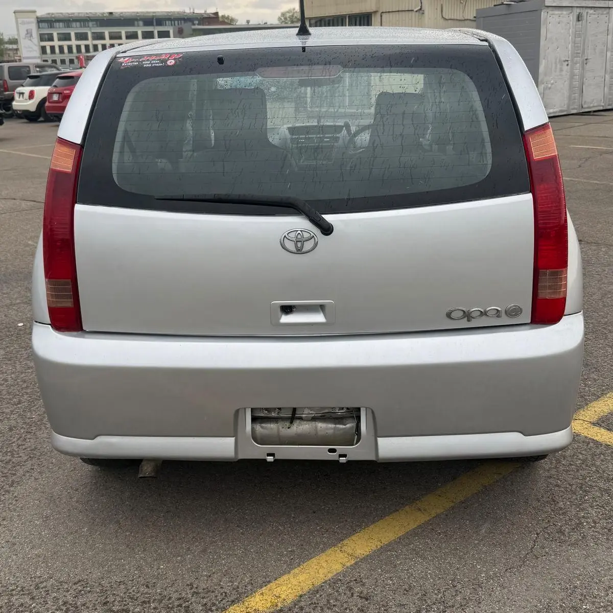 Toyota Opa 2001