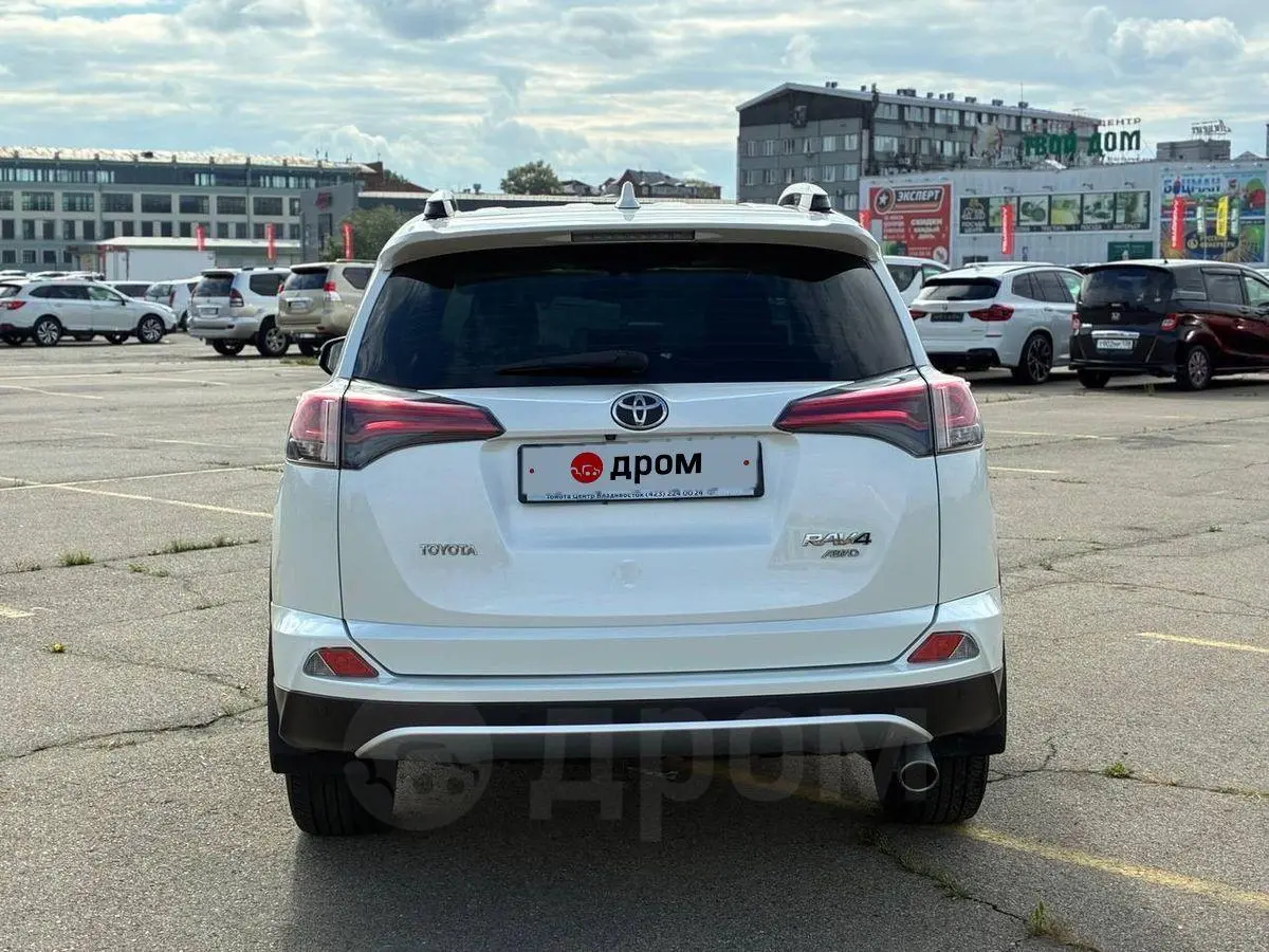 Toyota RAV4 2015