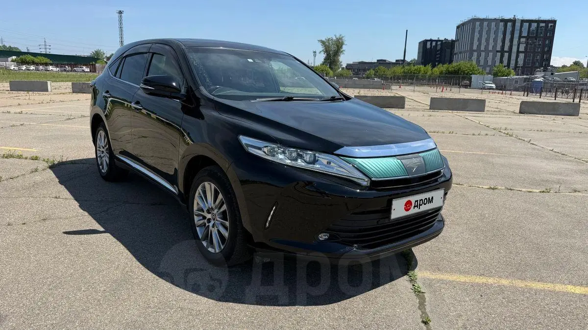 Toyota Harrier 2019