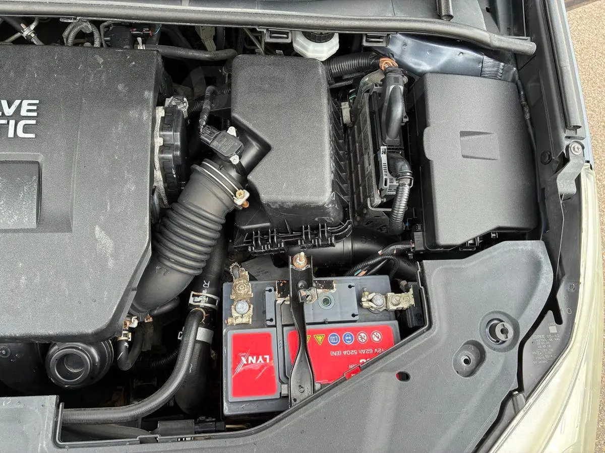 Toyota Avensis 2009
