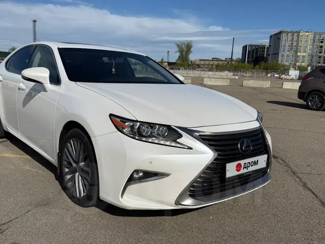 Lexus ES250 2015