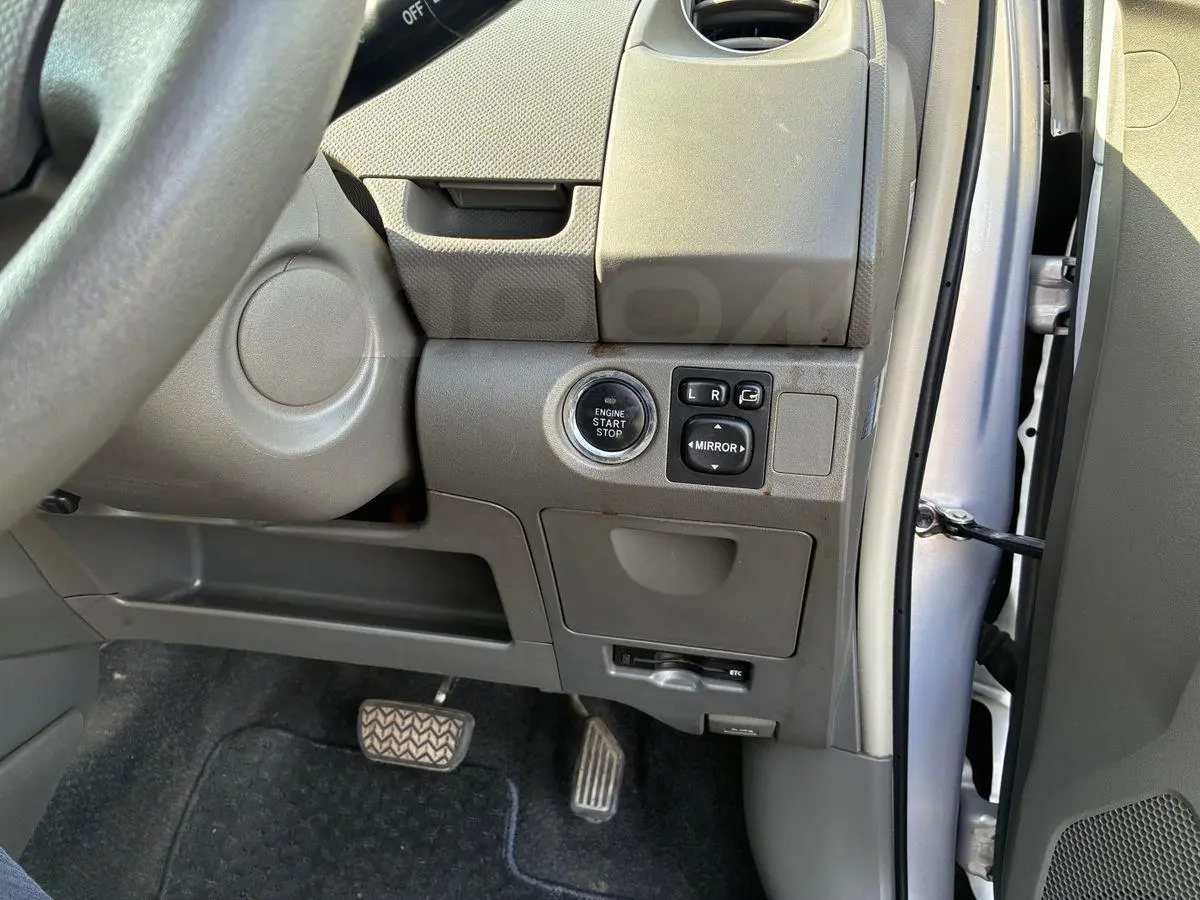 Toyota Vitz 2010