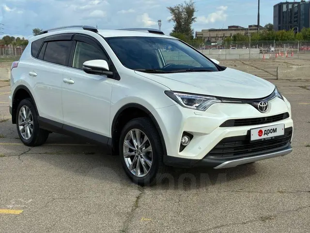 Toyota RAV4 2015