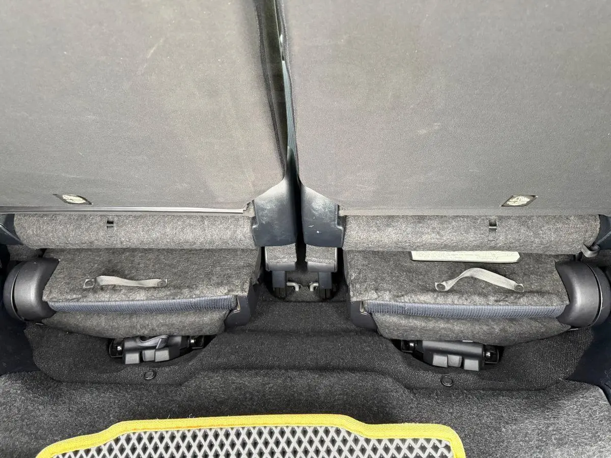 Toyota Sienta 2016